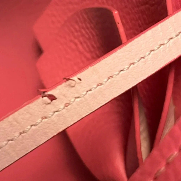 Kate spade crossbody  purse - Picture 3 of 6